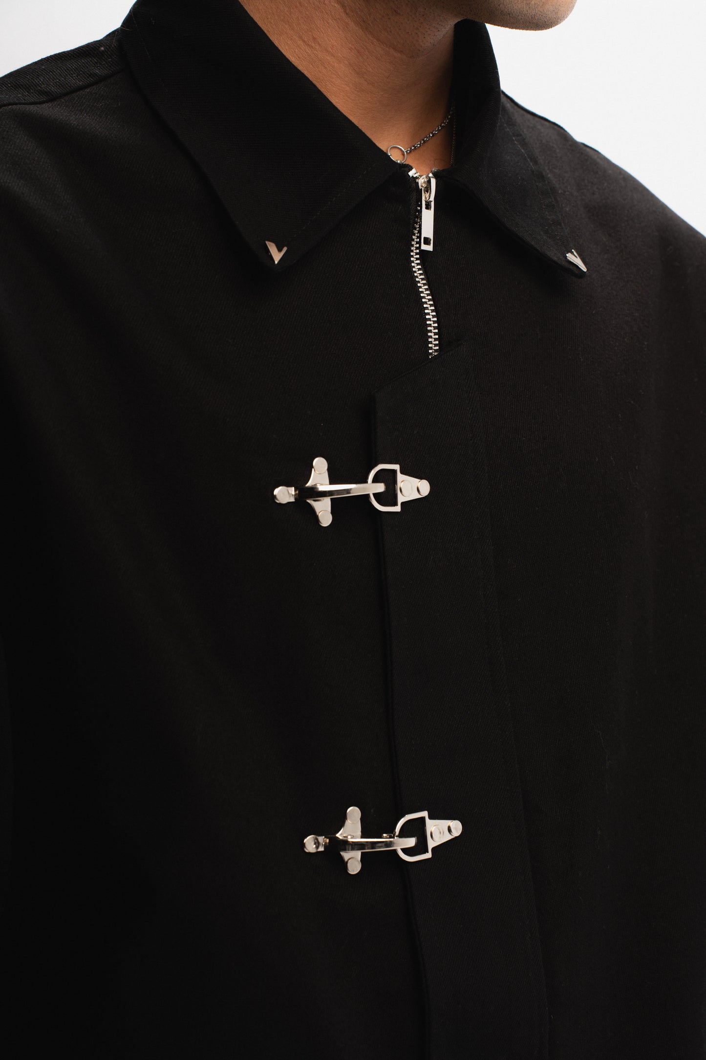 VULAIRE’S CLASP JACKET