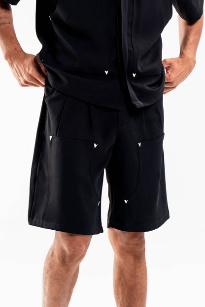 PLEATED CARPENTER SHORT IN JET BLACK