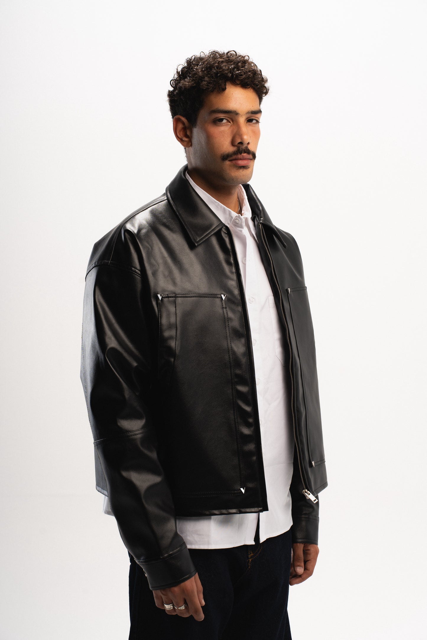 “ V “ CARPENTER LEATHER JACKET