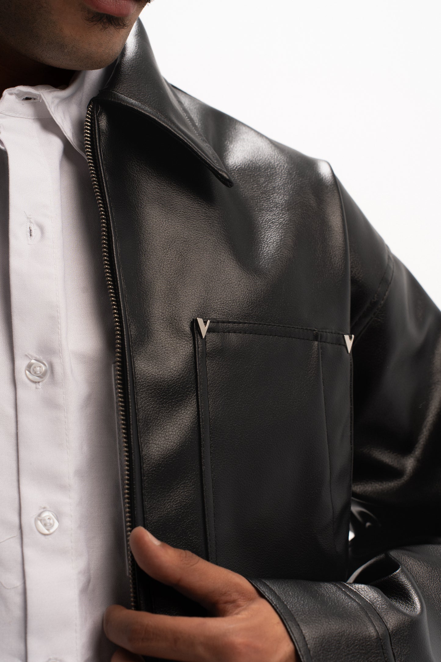 “ V “ CARPENTER LEATHER JACKET